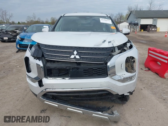 2022 Mitsubishi Outlander SE z VIN JA4J4UA85NZ036591, wystawiony jako IAAI lot #42106573 z przebiegiem 37 467 mil mil oraz . Historia ofert i sprzedaży dostępna na DreamBid. Obrazek 12.