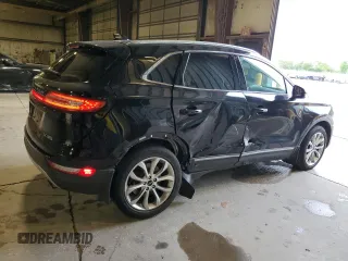 2016 Lincoln MKC Select z VIN 5LMCJ2D9XGUJ31639, wystawiony jako Copart lot #62773445 z przebiegiem 75 461 mil mil oraz Szkoda całkowita • Salvage title. Historia ofert i sprzedaży dostępna na DreamBid. Obrazek 3.