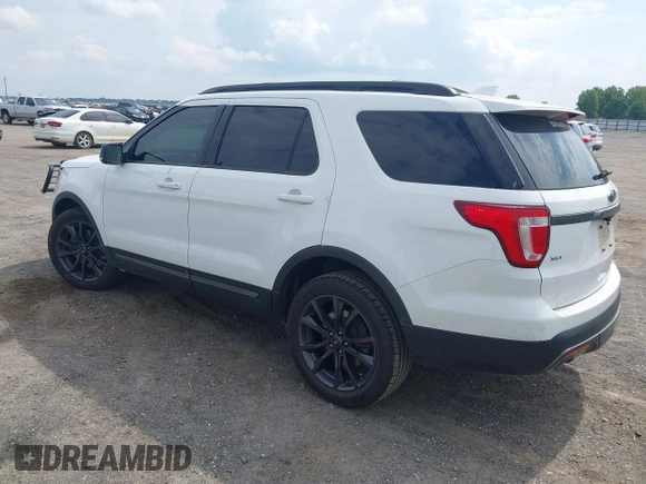 2017 Ford Explorer XLT with VIN 1FM5K8D82HGB60829, listed as a IAAI auction lot 42404369 with 73,258 mi miles and . Bid and sale history available at DreamBid. Image 3.