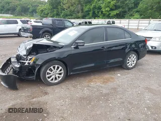 2013 Volkswagen Jetta SE с VIN 3VWDX7AJ8DM389404, выставлен на аукционе IAAI как лот 42357849 с пробегом 163 864 миль миль и . История ставок и продаж доступна на DreamBid. Изображение 2.