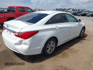 2013 Hyundai Sonata GLS with VIN 5NPEB4AC8DH570451, listed as a IAAI auction lot 41920296 with 136,123 mi miles and . Bid and sale history available at carsss.com. Image 4.