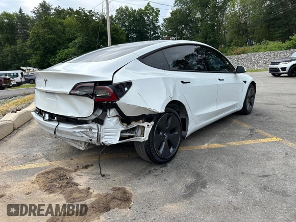 2023 Tesla Model 3 z VIN 5YJ3E1EA4PF553624, wystawiony jako Copart lot #64203215 z przebiegiem 30 197 mil mil oraz Czysty tytuł • Clean title. Historia ofert i sprzedaży dostępna na DreamBid. Obrazek 3.