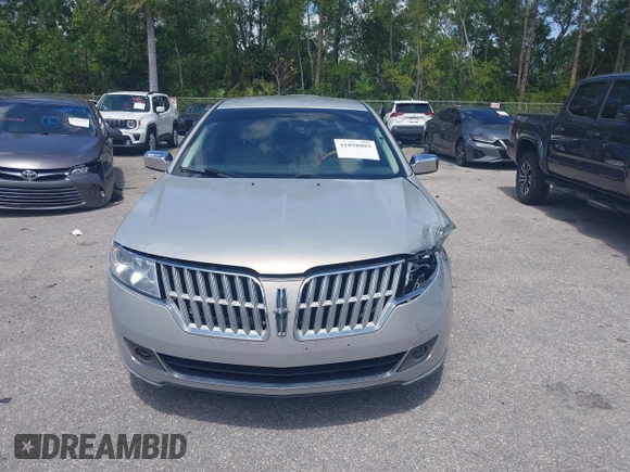 2010 Lincoln MKZ with VIN 3LNHL2GC8AR754217, listed as a IAAI auction lot 41898803 with 114,592 mi miles. Bid and sale history available at carsss.com. Image 12.