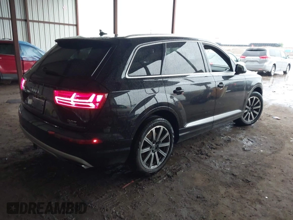 2017 Audi Q7 Prestige с VIN WA1VAAF79HD000204, выставлен на аукционе IAAI как лот 42180066 с пробегом 73 955 миль миль и . История ставок и продаж доступна на DreamBid. Изображение 4.