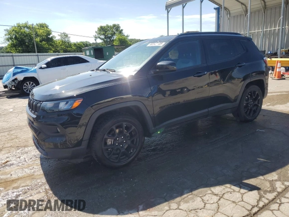 2022 Jeep Compass Latitude with VIN 3C4NJCBB0NT218131, listed as a Copart auction lot 58042105 with 45,475 mi miles and Salvage title. Bid and sale history available at DreamBid. Image 1.