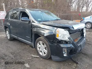 2013 GMC Terrain SLT with VIN 2GKFLVEK2D6318311, listed as a IAAI auction lot 41650115 with 102,175 mi miles. Bid and sale history available at carsss.com. Image 1.