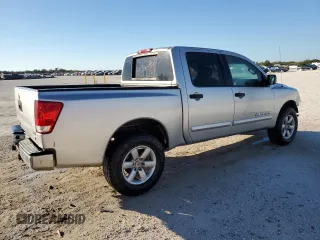 2013 Nissan Titan S with VIN 1N6AA0EJXDN302842, listed as a Copart auction lot 82298164 with 137,526 mi miles and Salvage Title. Bid and sale history available at carsss.com. Image 3.