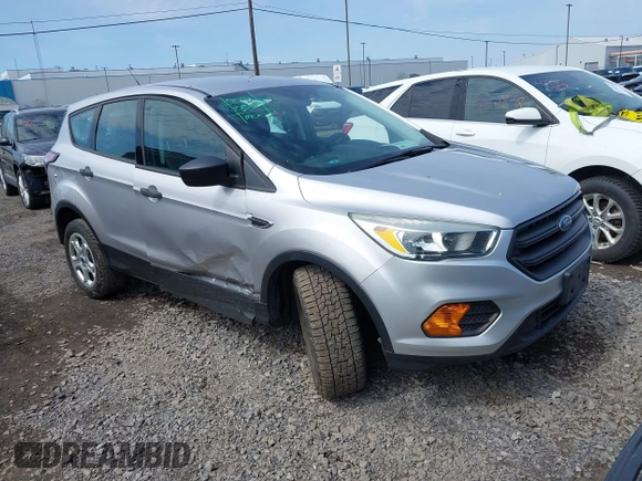 2017 Ford Escape S with VIN 1FMCU0F78HUB39105, listed as a IAAI auction lot 42119588 with 92,034 mi miles. Bid and sale history available at carsss.com. Image 1.