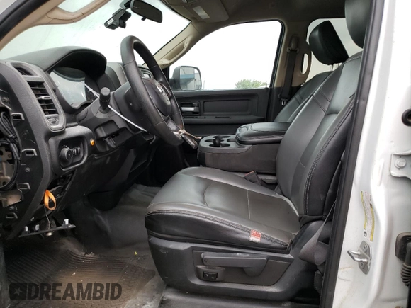 2019 Ram 2500 Tradesman z VIN 3C6UR4CJ1KG517879, wystawiony jako Copart lot #65409294 z przebiegiem 87 132 mil mil oraz Szkoda całkowita • Salvage title. Historia ofert i sprzedaży dostępna na DreamBid. Obrazek 7.