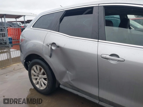 2011 Mazda CX-7 i Sport with VIN JM3ER2B57B0403211, listed as a IAAI auction lot 41550134 with 139,758 mi miles. Bid and sale history available at carsss.com. Image 6.