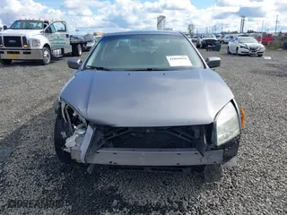 2006 Mercury Milan Premier with VIN 3MEHM08166R615793, listed as a IAAI auction lot 41819034 with 225,756 mi miles. Bid and sale history available at carsss.com. Image 13.