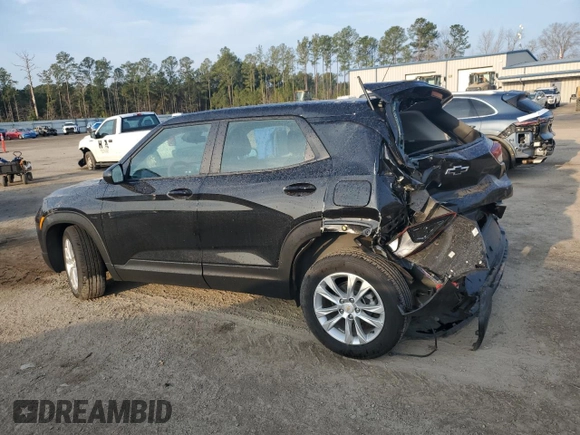 2023 Chevrolet TrailBlazer LS with VIN KL79MMS2XPB019314, listed as a Copart auction lot 43964925 with 32,452 mi miles and Salvage Title. Bid and sale history available at DreamBid. Image 2.