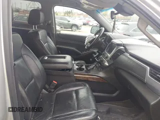 2017 Chevrolet Suburban LT with VIN 1GNSKHKC3HR191078, listed as a IAAI auction lot 41998257 with 165,238 mi miles. Bid and sale history available at carsss.com. Image 5.