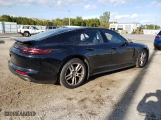 2020 Porsche Panamera with VIN WP0AA2A74LL104132, listed as a Copart auction lot 44551434 with 30,100 mi miles. Bid and sale history available at carsss.com. Image 3.