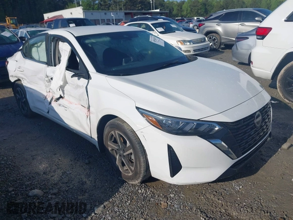 2024 Nissan Sentra SV z VIN 3N1AB8CV2RY218063, wystawiony jako IAAI lot #41974150 z przebiegiem 14 276 mil mil oraz . Historia ofert i sprzedaży dostępna na DreamBid. Obrazek 1.
