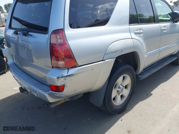 2004 Toyota 4Runner SR5 with VIN JTEZU14RX40036354, listed as a IAAI auction lot 41871912 with 131,036 mi miles. Bid and sale history available at carsss.com. Image 12.