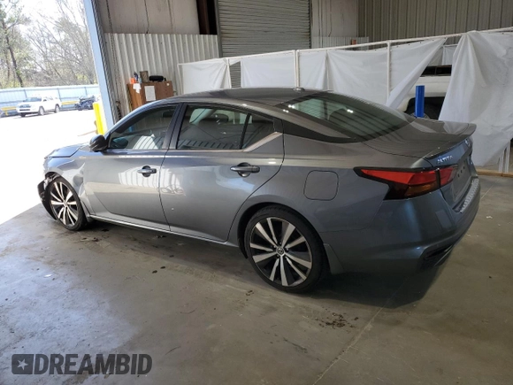 2020 Nissan Altima 2.5 SR with VIN 1N4BL4CV4LC275880, listed as a Copart auction lot 48739355 with 63,196 mi miles and Salvage Title. Bid and sale history available at carsss.com. Image 2.