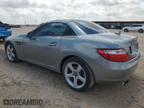 2012 Mercedes-Benz SLK 250 с VIN WDDPK4HA6CF046002, выставлен на аукционе Copart как лот 60751324 с пробегом 86 637 миль миль и Чистый • Clean title. История ставок и продаж доступна на DreamBid. Изображение 2.