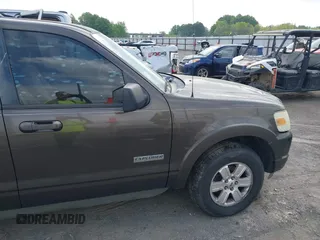 2008 Ford Explorer XLT with VIN 1FMEU63E38UA19291, listed as a IAAI auction lot 42048959 with 227,212 mi miles. Bid and sale history available at carsss.com. Image 15.