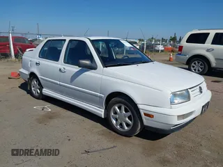 1997 Volkswagen Jetta with VIN 3VWSA81H9VM042239, listed as a IAAI auction lot 42574397 with 234,195 mi miles and . Bid and sale history available at DreamBid. Image 1.