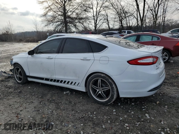 2014 Ford Fusion SE with VIN 3FA6P0H74ER104754, listed as a Copart auction lot 84275704 with Not Provided miles and Clean Title. Bid and sale history available at carsss.com. Image 2.