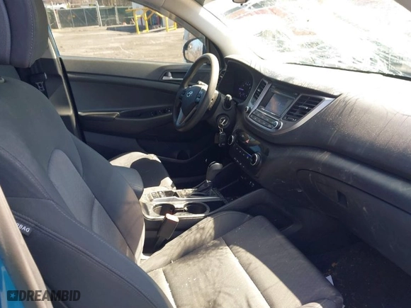 2017 Hyundai Tucson SE Plus with VIN KM8J3CA4XHU315340, listed as a IAAI auction lot 41857937 with 83,957 mi miles. Bid and sale history available at carsss.com. Image 5.