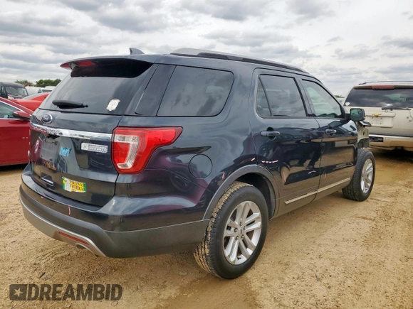 2017 Ford Explorer XLT с VIN 1FM5K7D8XHGD85753, выставлен на аукционе Copart как лот 58964305 с пробегом 50 198 миль миль и Списание • Salvage title. История ставок и продаж доступна на DreamBid. Изображение 3.