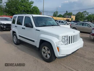 2012 Jeep Liberty Sport z VIN 1C4PJMAK3CW154433, wystawiony jako IAAI lot #42530066 z przebiegiem 84 656 mil mil oraz . Historia ofert i sprzedaży dostępna na DreamBid. Obrazek 1.
