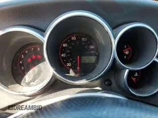2005 Toyota Matrix STD with VIN 2T1KR30E45C365435, listed as a Copart auction lot 46931675 with 225,671 mi miles and Salvage Title. Bid and sale history available at DreamBid. Image 9.