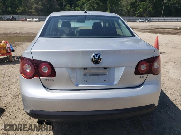 2010 Volkswagen Jetta Limited Edition с VIN 3VWAX7AJ2AM117039, выставлен на аукционе Copart как лот 62432545 с пробегом 99 117 миль миль и Списание • Salvage title. История ставок и продаж доступна на DreamBid. Изображение 6.