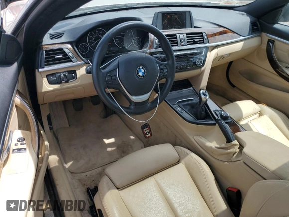 2016 BMW 4 Series 428i z VIN WBA3N3C58GF713076, wystawiony jako Copart lot #57517315 z przebiegiem 38 073 mil mil oraz Szkoda całkowita • Salvage title. Historia ofert i sprzedaży dostępna na DreamBid. Obrazek 8.