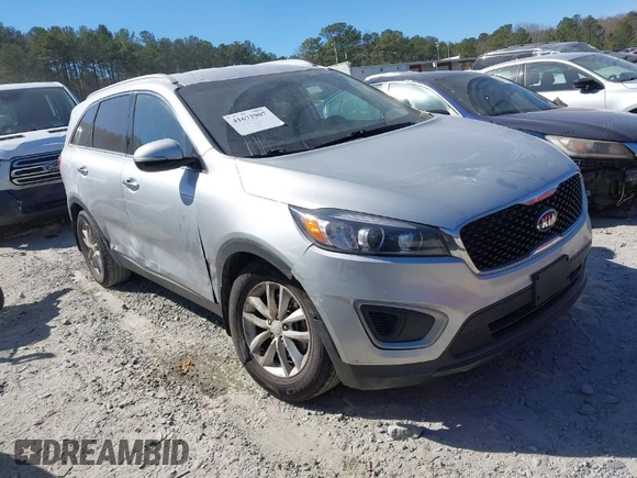 2016 Kia Sorento LX with VIN 5XYPG4A38GG022276, listed as a IAAI auction lot 41672907 with 201,417 mi miles. Bid and sale history available at carsss.com. Image 1.
