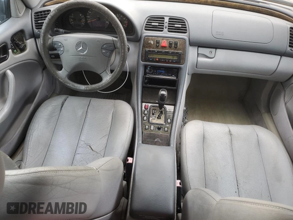 2002 Mercedes-Benz CLK with VIN WDBLK70G42T095661, listed as a Copart auction lot 50557625 with 142,157 mi miles and Clean Title. Bid and sale history available at carsss.com. Image 8.