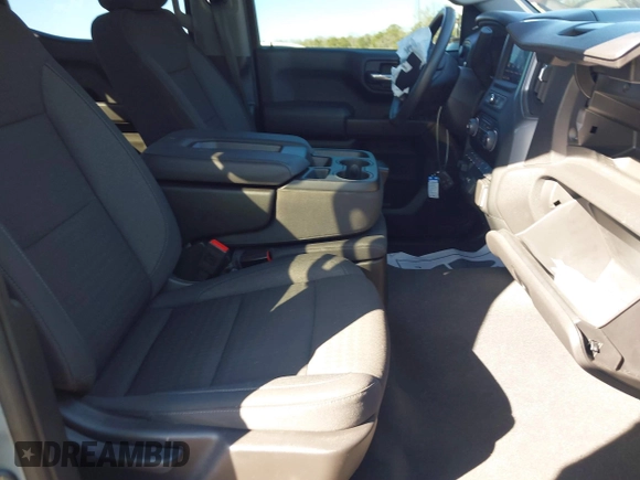 2024 Chevrolet Silverado 1500 Custom Trail Boss with VIN 3GCUDCED7RG199821, listed as a IAAI auction lot 41715765 with 32,957 mi miles. Bid and sale history available at carsss.com. Image 5.