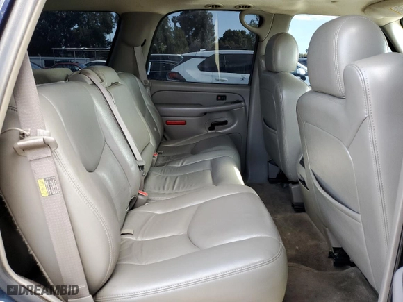 2005 Chevrolet Tahoe Z71 with VIN 1GNEC13T65R212159, listed as a Copart auction lot 52050315 with 233,850 mi miles and Salvage Title. Bid and sale history available at carsss.com. Image 11.
