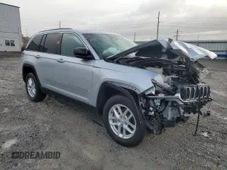 2024 Jeep Grand Cherokee Laredo X with VIN 1C4RJHAGXRC179299, listed as a Copart auction lot 42593375 with 0 mi miles and Salvage Title. Bid and sale history available at carsss.com. Image 4.