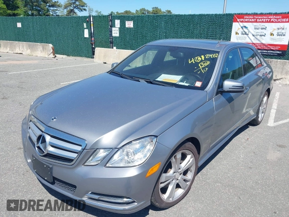 2012 Mercedes-Benz E 350 Luxury z VIN WDDHF8JB6CA537413, wystawiony jako IAAI lot #42312462 z przebiegiem 58 362 mil mil oraz . Historia ofert i sprzedaży dostępna na DreamBid. Obrazek 2.