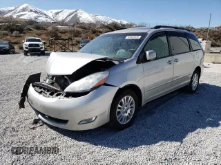 2010 Toyota Sienna XLE z VIN 5TDDK4CC8AS033268, wystawiony jako Copart lot #48503455 z przebiegiem 134 959 mil mil oraz Szkoda całkowita • Salvage title. Historia ofert i sprzedaży dostępna na DreamBid. Obrazek 1.