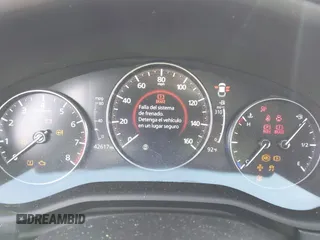 2021 Mazda CX-30 Select z VIN 3MVDMABL1MM251761, wystawiony jako IAAI lot #42267217 z przebiegiem 42 617 mil mil oraz . Historia ofert i sprzedaży dostępna na DreamBid. Obrazek 7.