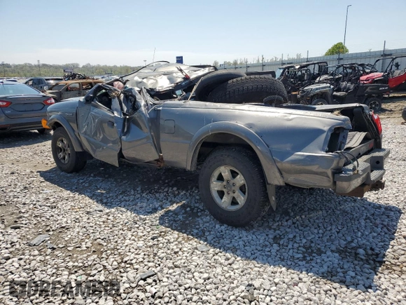 2005 Ford Ranger XLT with VIN 1FTZR45E35PA28995, listed as a Copart auction lot 52627105 with Not provided miles and Salvage title. Bid and sale history available at DreamBid. Image 2.