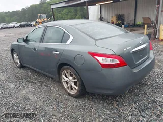 2009 Nissan Maxima 3.5 S with VIN 1N4AA51E79C851402, listed as a IAAI auction lot 41963645 with 231,025 mi miles. Bid and sale history available at carsss.com. Image 3.