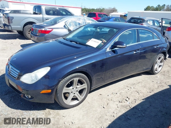 2006 Mercedes-Benz CLS-Class with VIN WDDDJ75X46A016692, listed as a IAAI auction lot 41768351 with 86,847 mi miles. Bid and sale history available at carsss.com. Image 17.