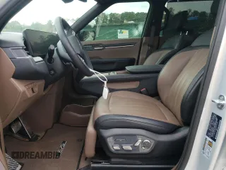 2024 Kia EV9 GT-Line with VIN KNDAEFS54R6035698, listed as a Copart auction lot 74137964 with 2,657 mi miles and Salvage Title. Bid and sale history available at carsss.com. Image 7.