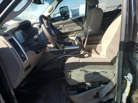 2010 Dodge 3500 Laramie z VIN 3D73Y4CL4AG138453, wystawiony jako Copart lot #75212804 z przebiegiem 207 536 mil mil oraz Szkoda całkowita • Salvage title. Historia ofert i sprzedaży dostępna na DreamBid. Obrazek 5.