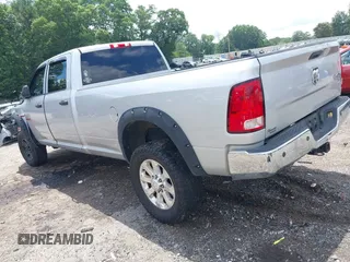 2016 Ram 2500 Tradesman with VIN 3C6UR5HJ9GG264459, listed as a IAAI auction lot 42474269 with 199,961 mi miles and . Bid and sale history available at DreamBid. Image 3.