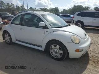 2000 Volkswagen Beetle GLS с VIN 3VWCD21C6YM423807, выставлен на аукционе Copart как лот 59986105 с пробегом 87 740 миль миль и Списание • Salvage title. История ставок и продаж доступна на DreamBid. Изображение 4.