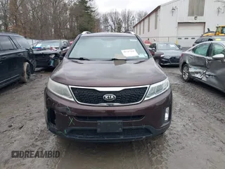 2015 Kia Sorento LX with VIN 5XYKTDA76FG648237, listed as a IAAI auction lot 41717261 with 163,845 mi miles. Bid and sale history available at carsss.com. Image 12.