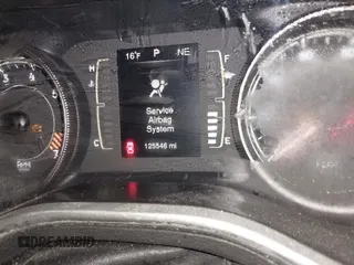 2014 Jeep Cherokee Sport with VIN 1C4PJMABXEW125420, listed as a IAAI auction lot 41573107 with 125,546 mi miles. Bid and sale history available at carsss.com. Image 7.