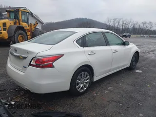 2013 Nissan Altima S with VIN 1N4AL3AP7DC210453, listed as a IAAI auction lot 41661915 with 193,796 mi miles and . Bid and sale history available at DreamBid. Image 4.