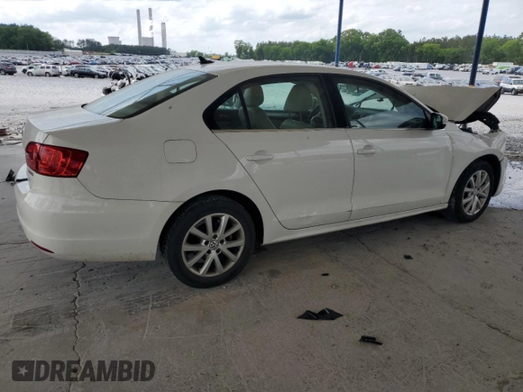 2013 Volkswagen Jetta SE с VIN 3VWDX7AJXDM425741, выставлен на аукционе Copart как лот 53818825 с пробегом 160 171 миль миль и Списание • Salvage title. История ставок и продаж доступна на DreamBid. Изображение 3.